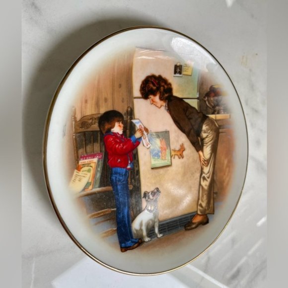 FREE ADD-ON VTG Creation of Love Special Memories by Tom Newsom Porcelain - Picture 4 of 5